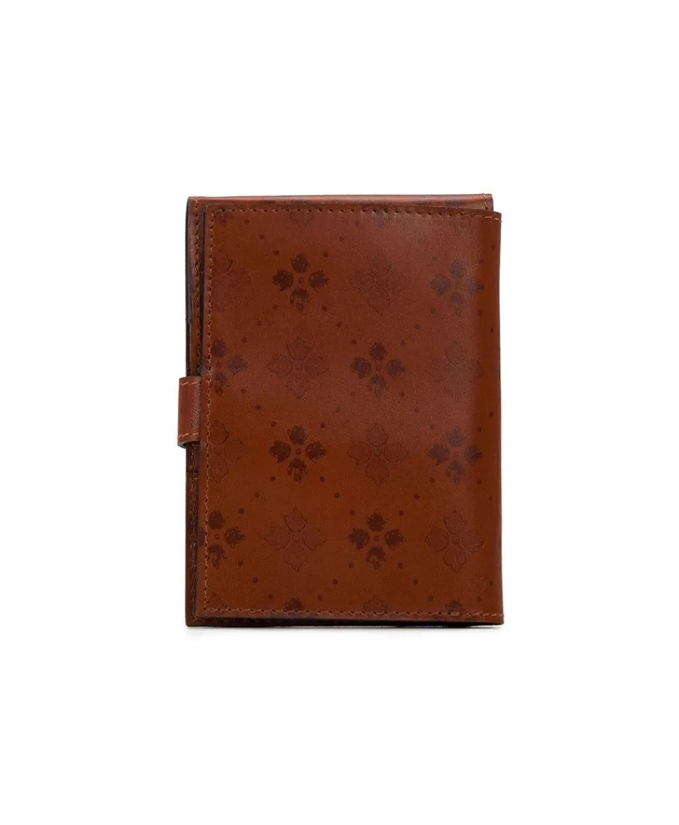 Patricia Nash Passport Case Clearance